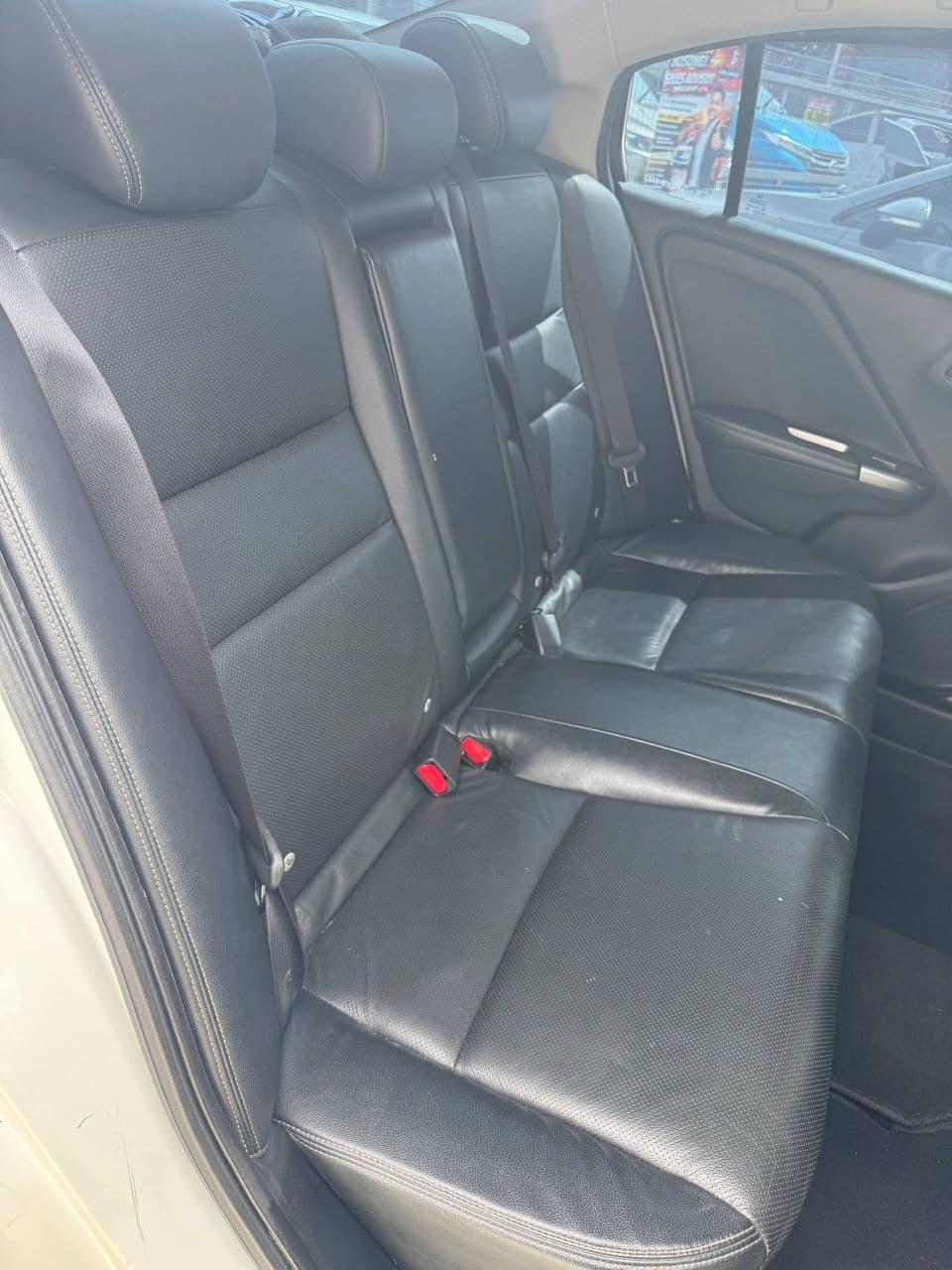 HONDA CITY 1.5 V 2018 8