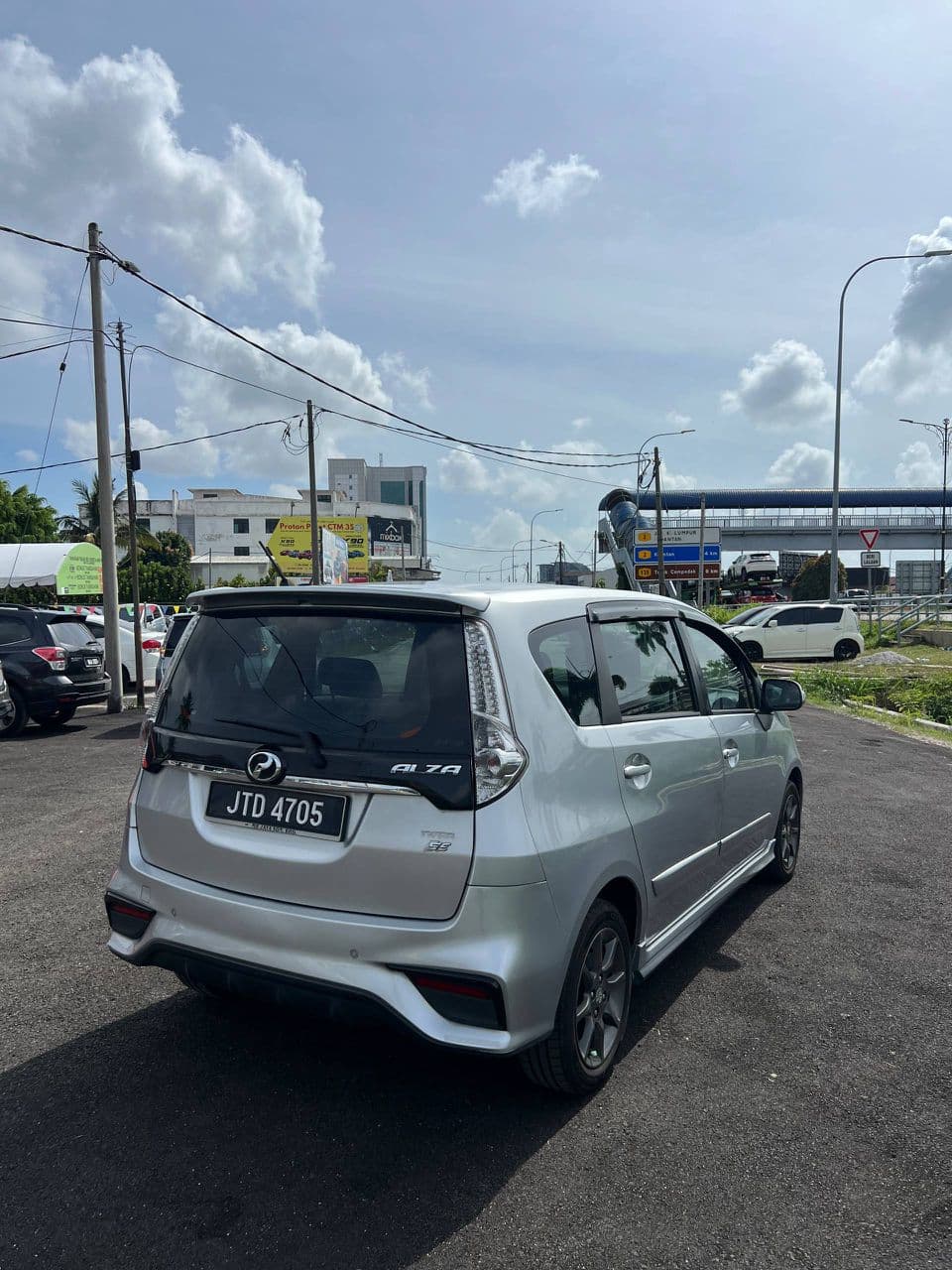 Perodua Alza 1.5 SE 2017 5