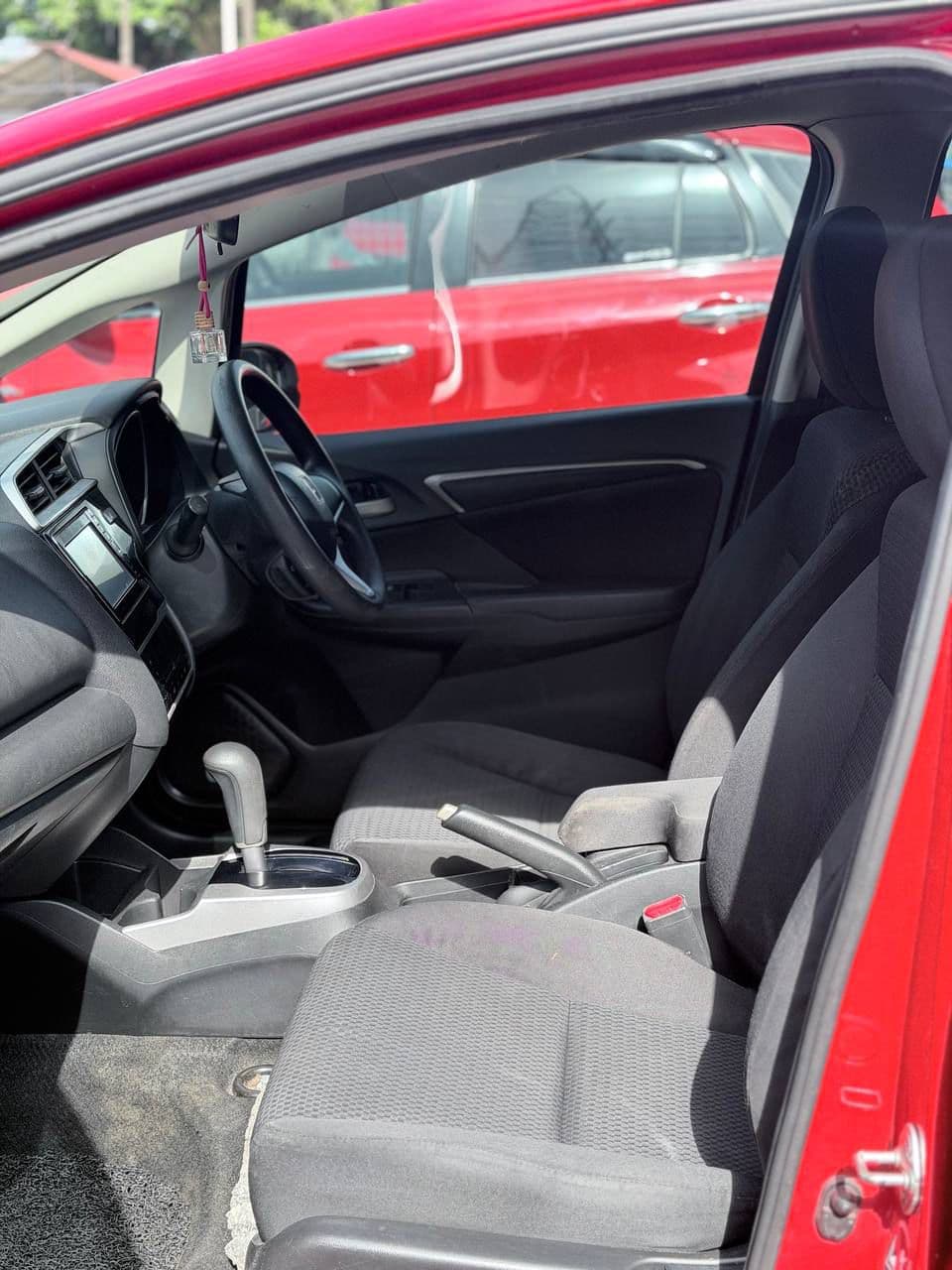 Honda Jazz 1.5 E / Bodykit Flrs 2018 11