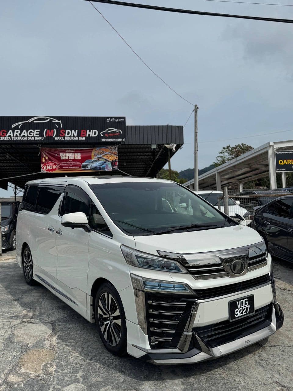 Toyota Vellfire 2.5 ZG 2018 1