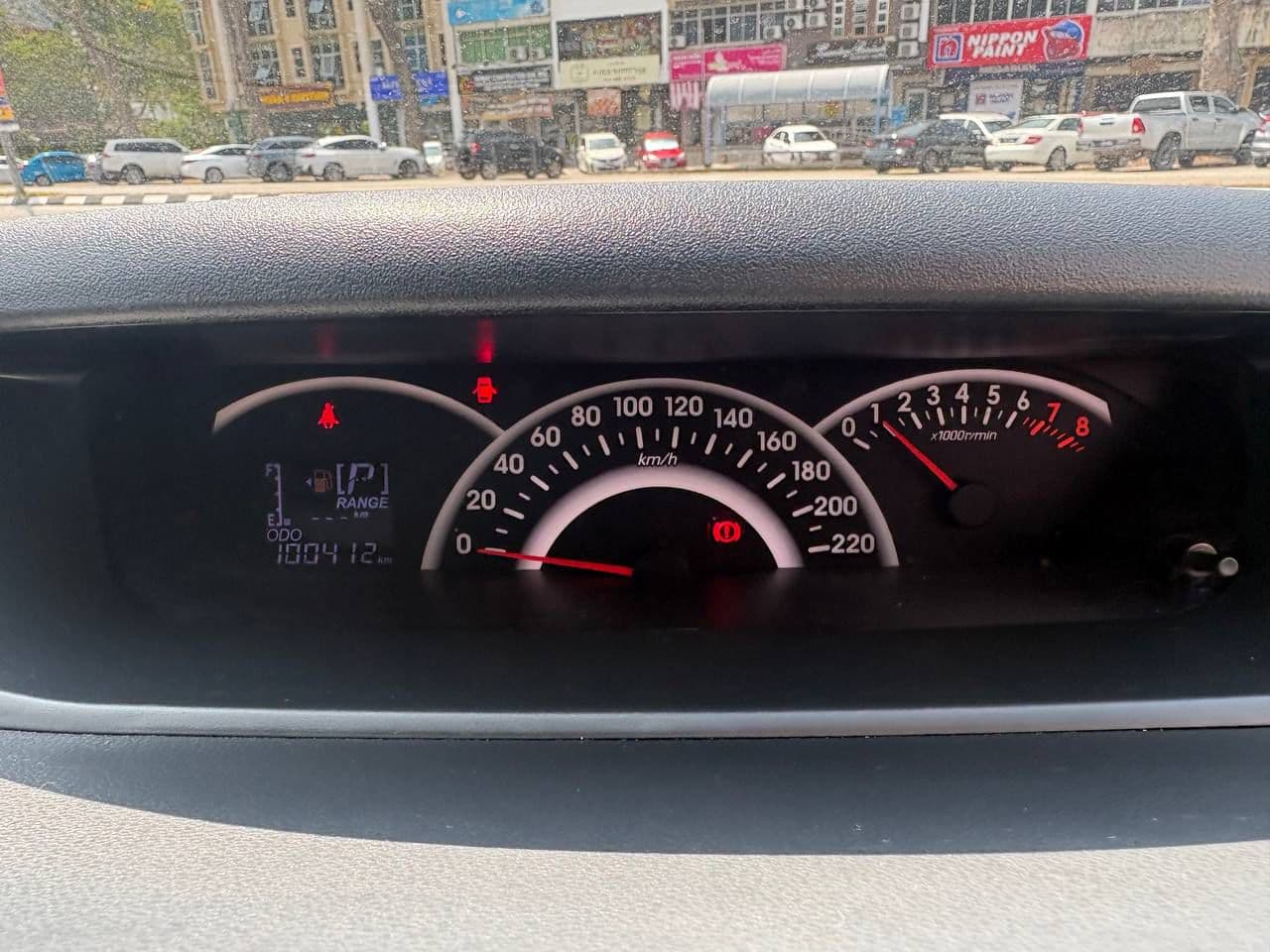 Perodua Alza 1.5 AT EZ 2018 8